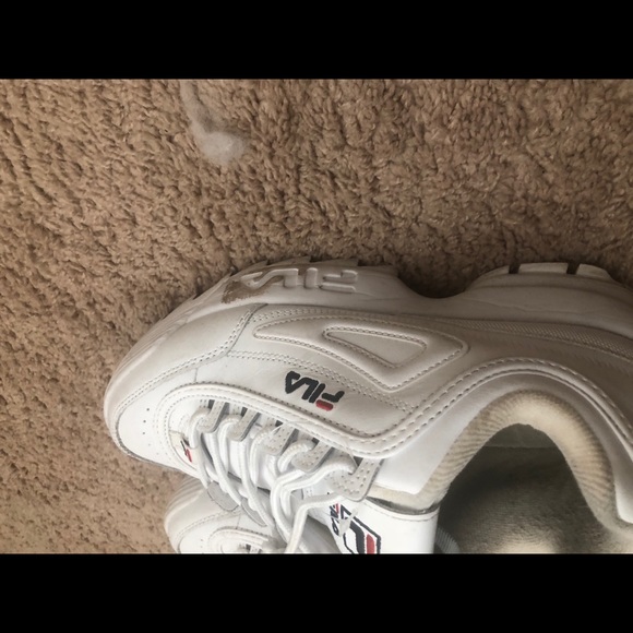 Filas - Picture 2 of 7